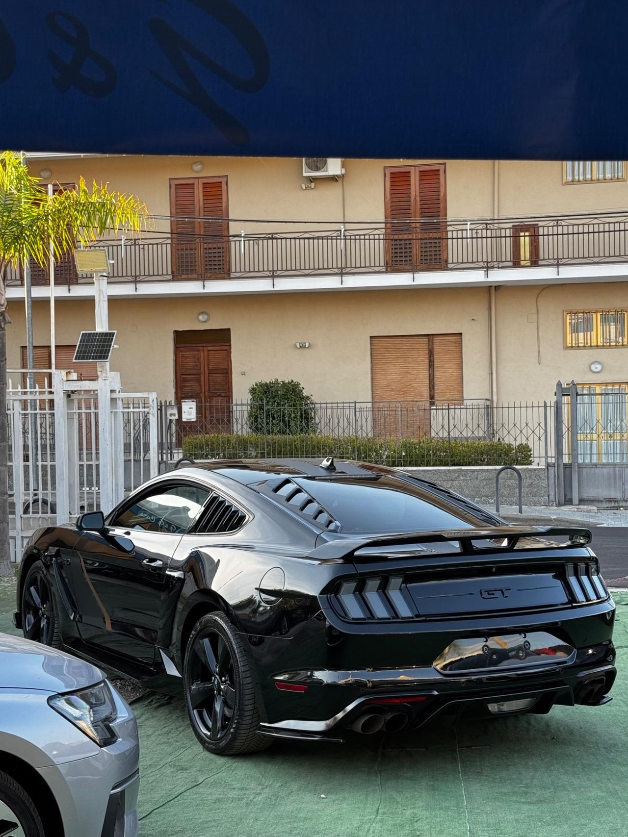 Ford Mustang Fastback 5.0 V8 aut. GT SHELBY