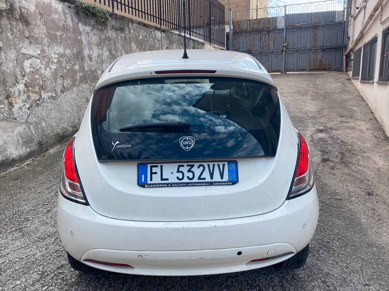 Lancia Ypsilon 1.2cc benzina(PRIVATO)-2017