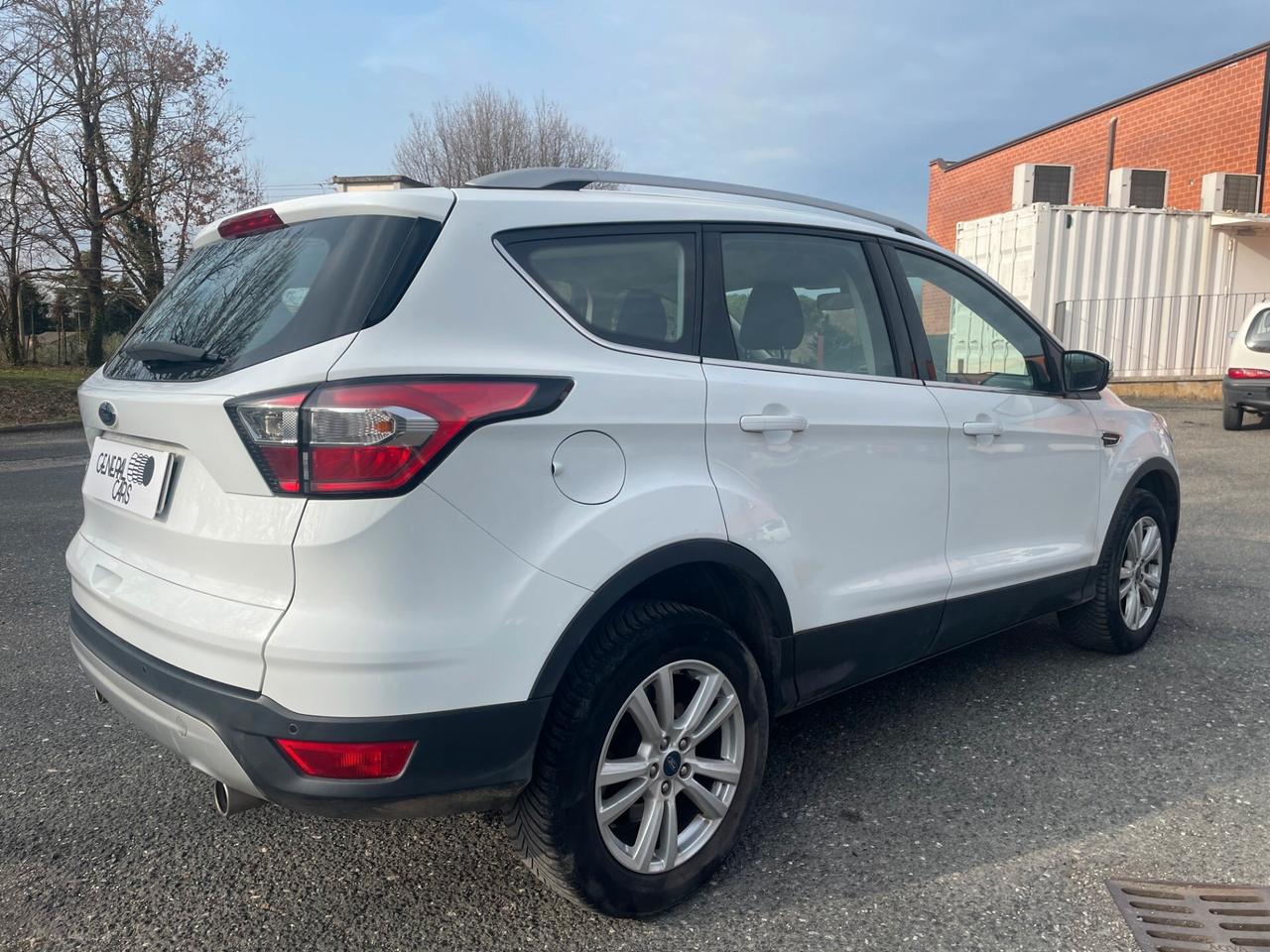 Ford Kuga 1.5 TDCI 120 CV S&S 2WD Titanium