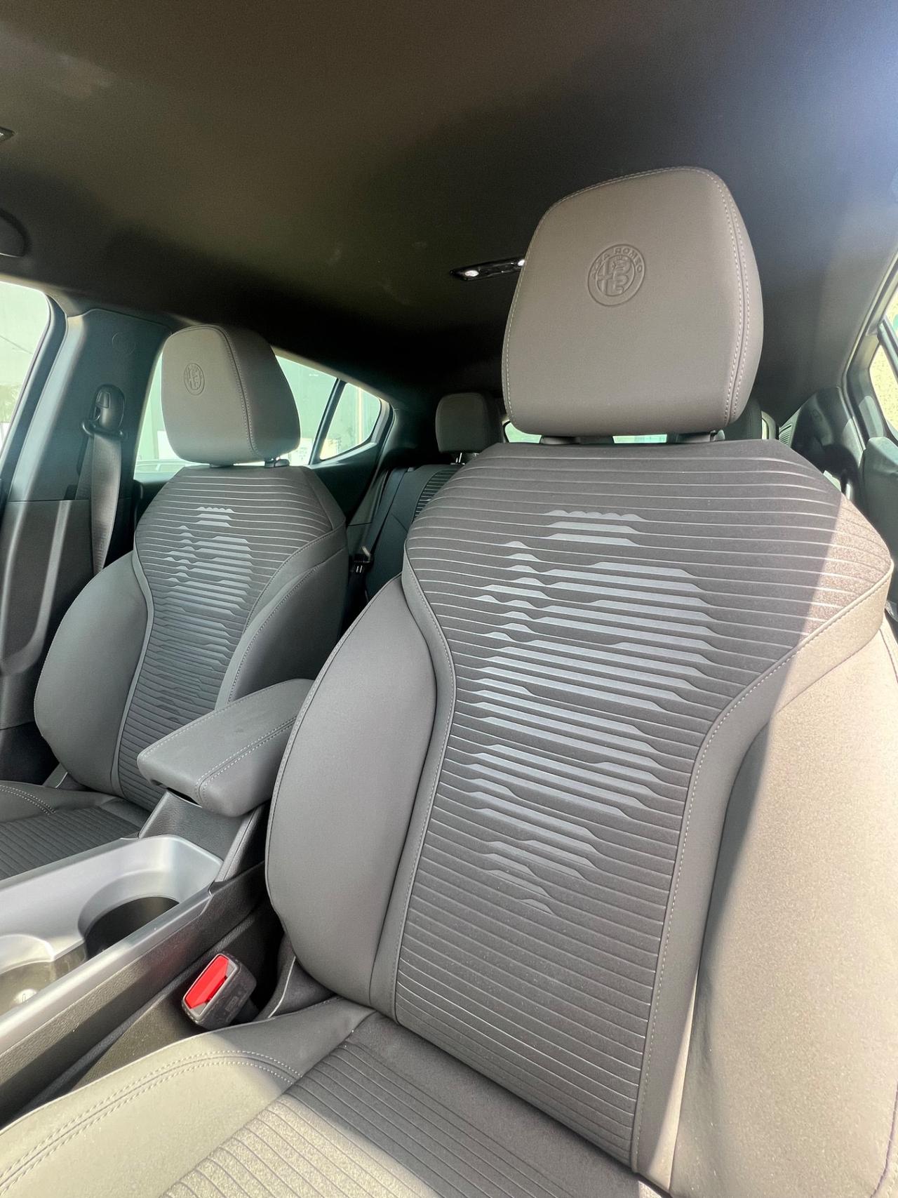 Alfa Romeo Tonale 1.5 175 CV MHEV TCT7 Sprint - possibilità noleggio no scoring