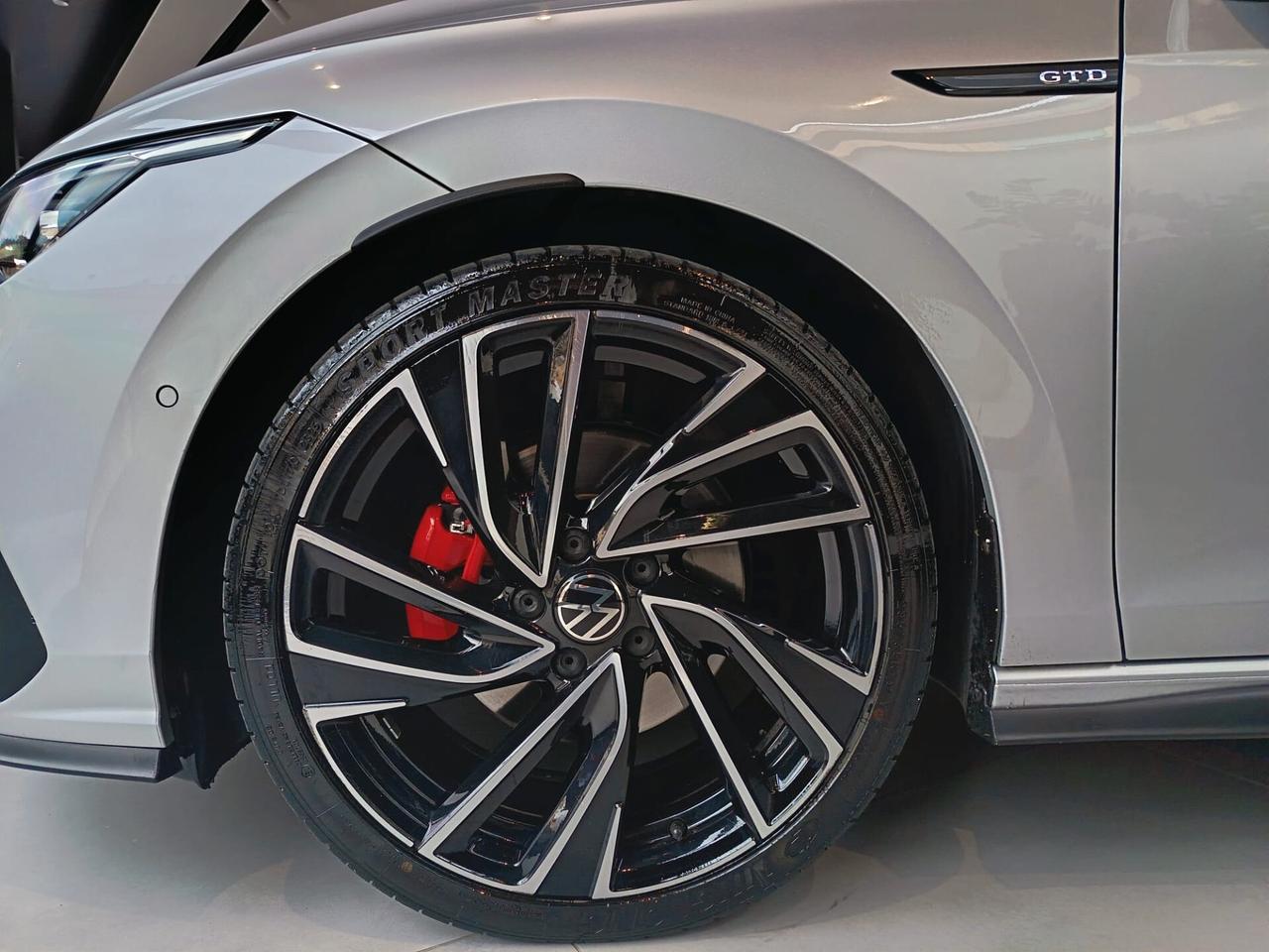 Volkswagen Golf 2.0 TDI DSG GTD