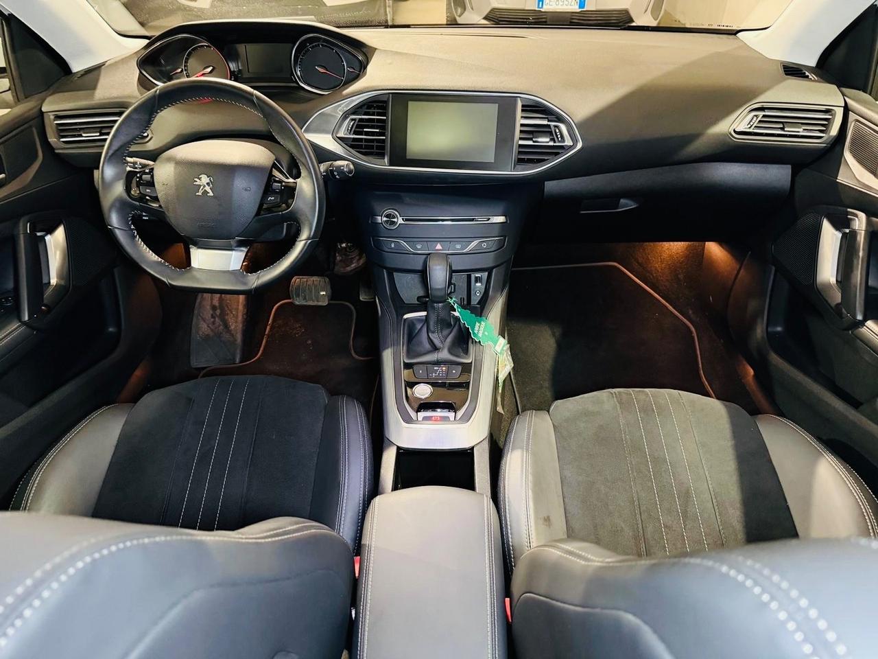 Peugeot 308*1.6 HDI*120CV*AUTOMATICA*TETTO*15 MILA KM*