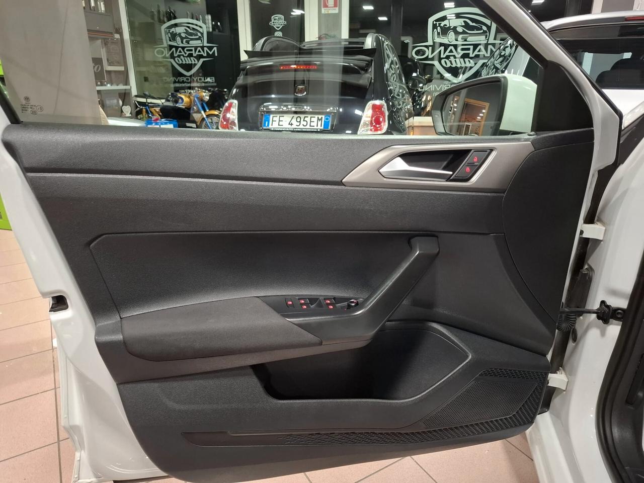 Volkswagen Polo 1.0 benzina DSG NEOPATENTATO