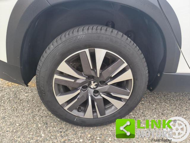 PEUGEOT 2008 1° serie PureTech 82 S&S Allure