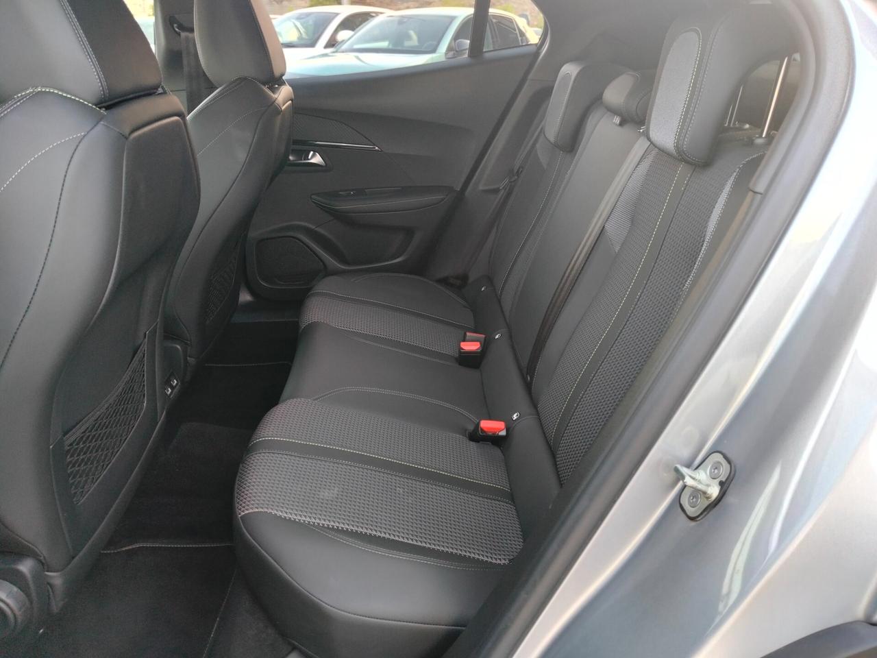 Peugeot 2008 BlueHDi 130 S&S EAT8 GT Pack