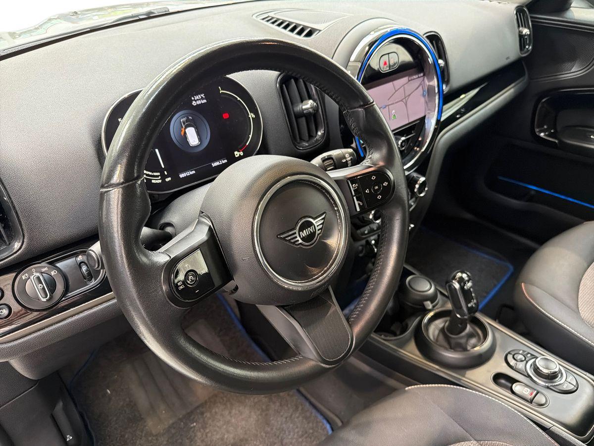 MINI Mini Countryman 2.0 Cooper D Essential auto