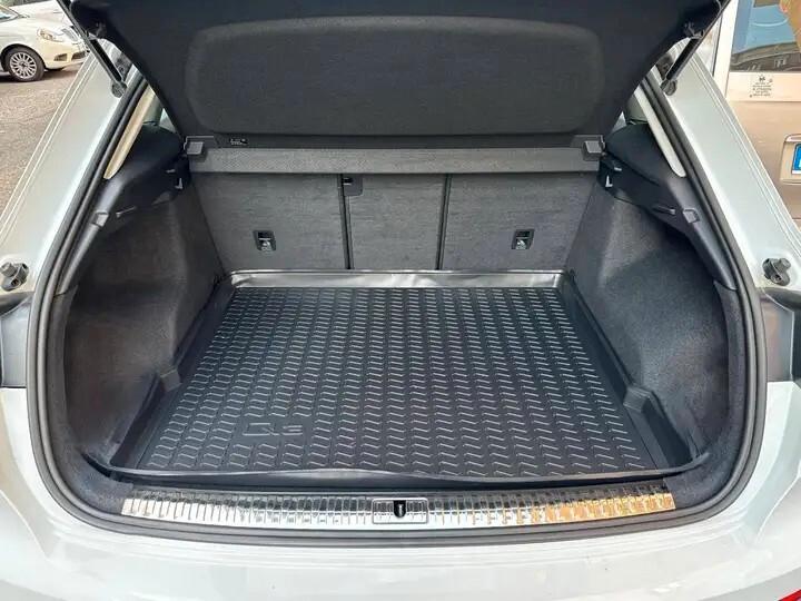Audi Q3 35 TDI S tronic Business Advanced