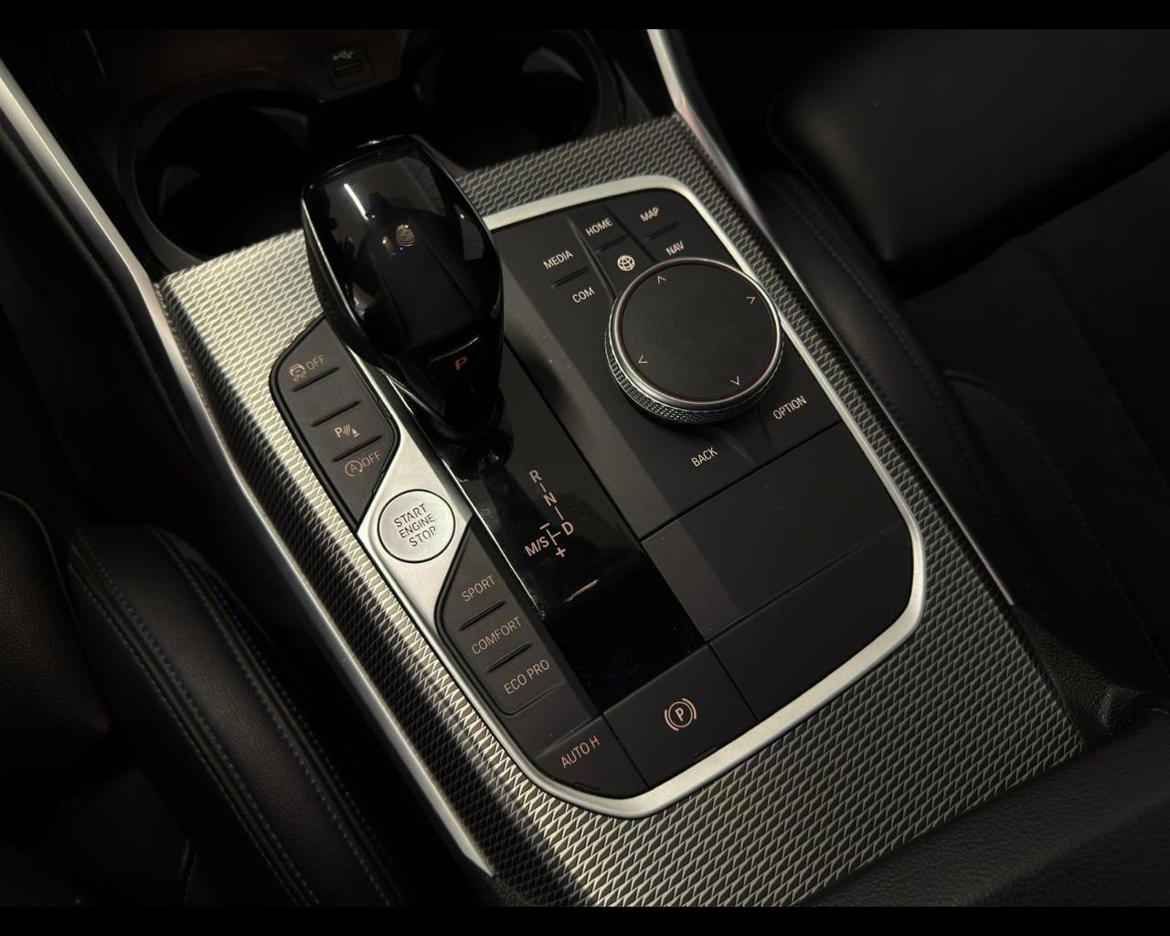 BMW Serie 3(G20/1-80/1) - 320d xDrive Msport