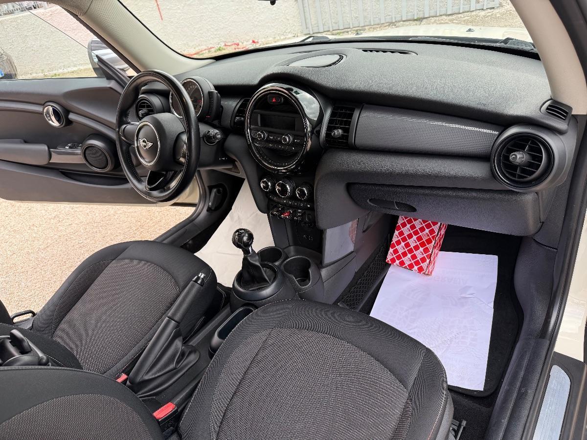 MINI - Mini - 1.5 One D Business