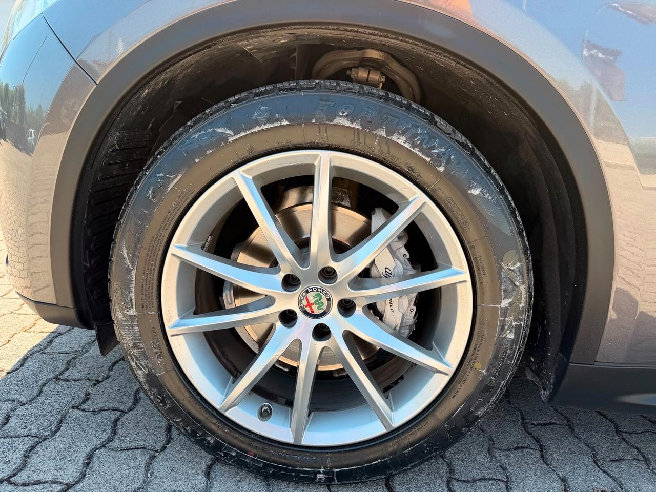 Alfa Romeo Stelvio 2.2 Turbodiesel 190 CV AT8 RWD Business
