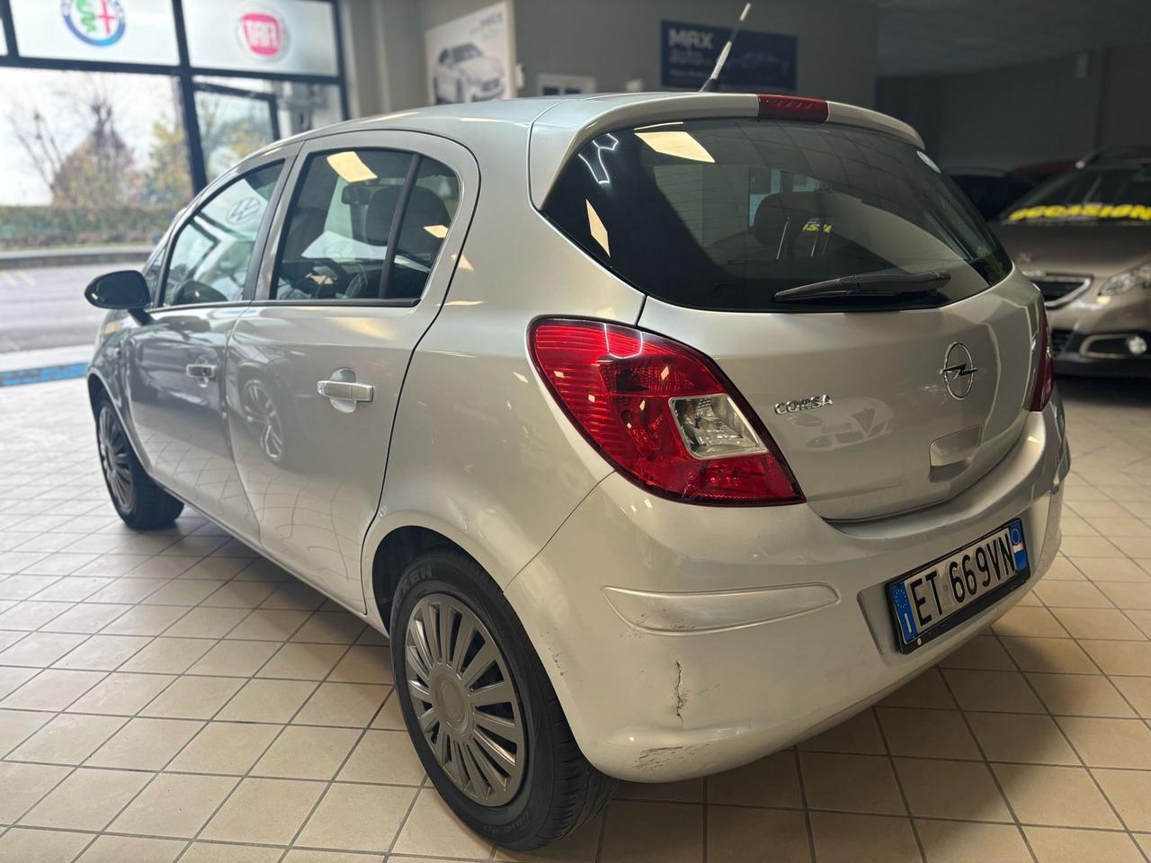 Opel Corsa 1.2 5 porte Edition