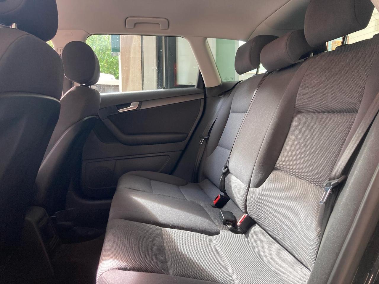 Audi A3 1.6 TDI - IDEALE X NEOPATENTATI - 2011