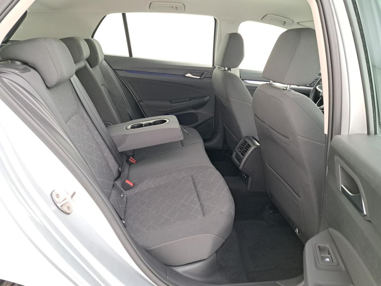 Volkswagen Golf 2.0 tdi life 115cv dsg