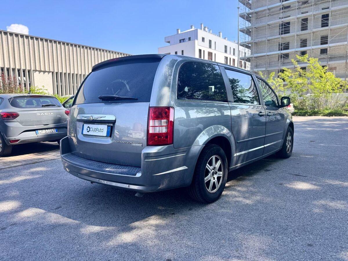 Chrysler Grand Voyager 2.8 crd Limited auto dpf