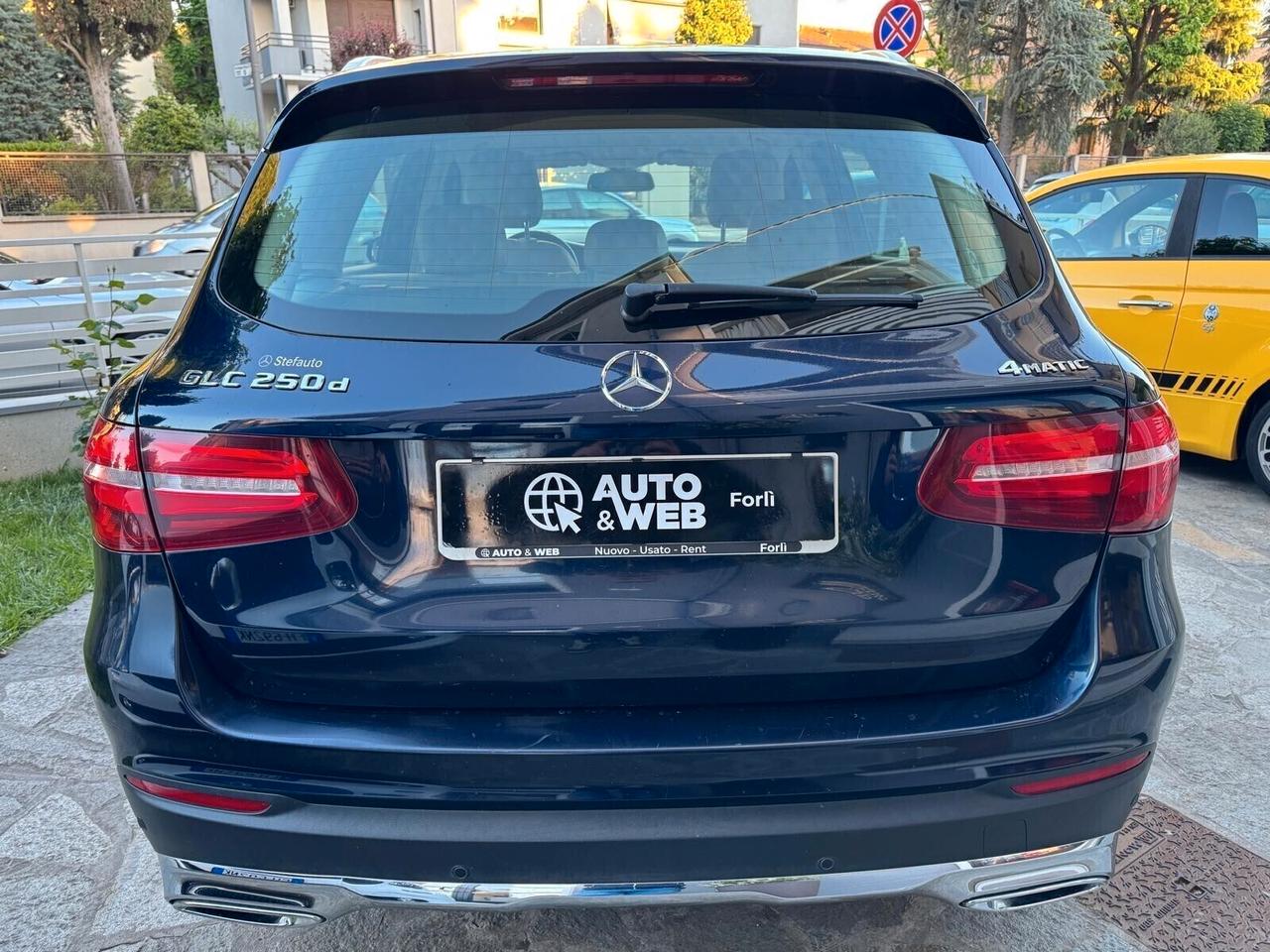 MERCEDES GLC 250 D 4MATIC SPORT