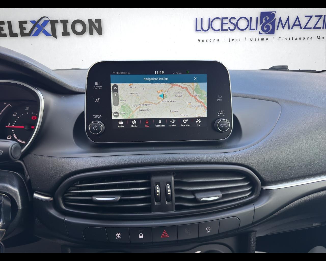 FIAT Tipo (2015-->) - Tipo 1.3 Mjt S&S SW Business