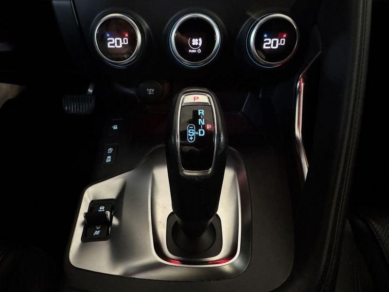Jaguar E-Pace 2.0D i4 180cv R-DYNAMIC AUTO AWD