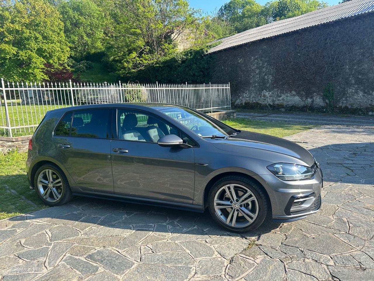 Volkswagen Golf 1.4 TSI 125 CV DSG R Line BlueMotion Tech.