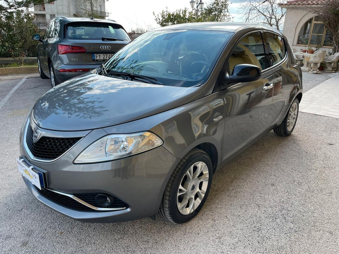 Lancia Ypsilon LANCIA YPSILON 1.3 MJ GOLD