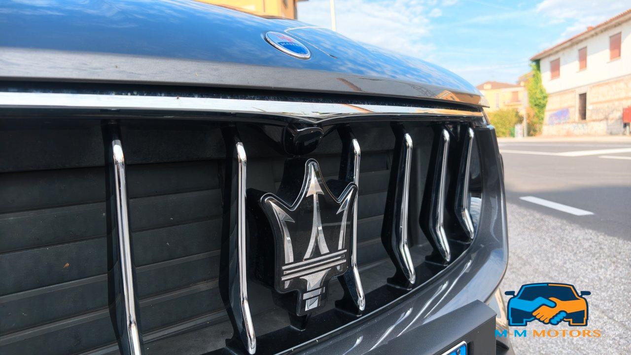 Maserati Levante 3.0 V6 Granlusso 250cv auto