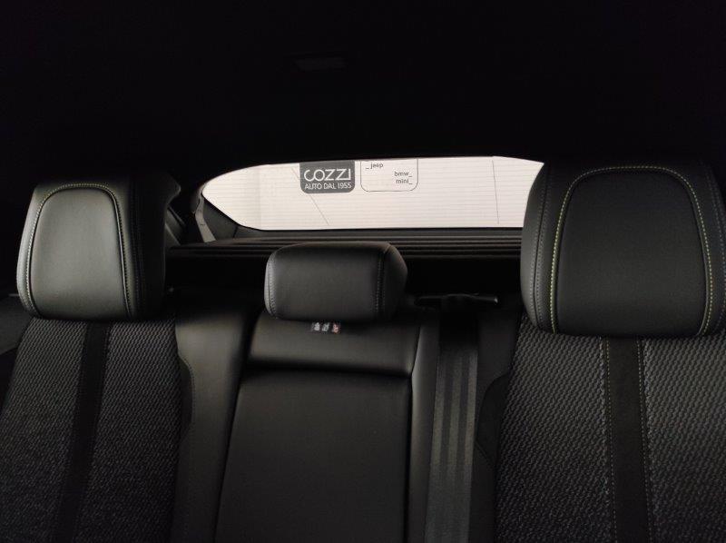PEUGEOT 408 - 408 Hybrid 136 e-DCS6 GT