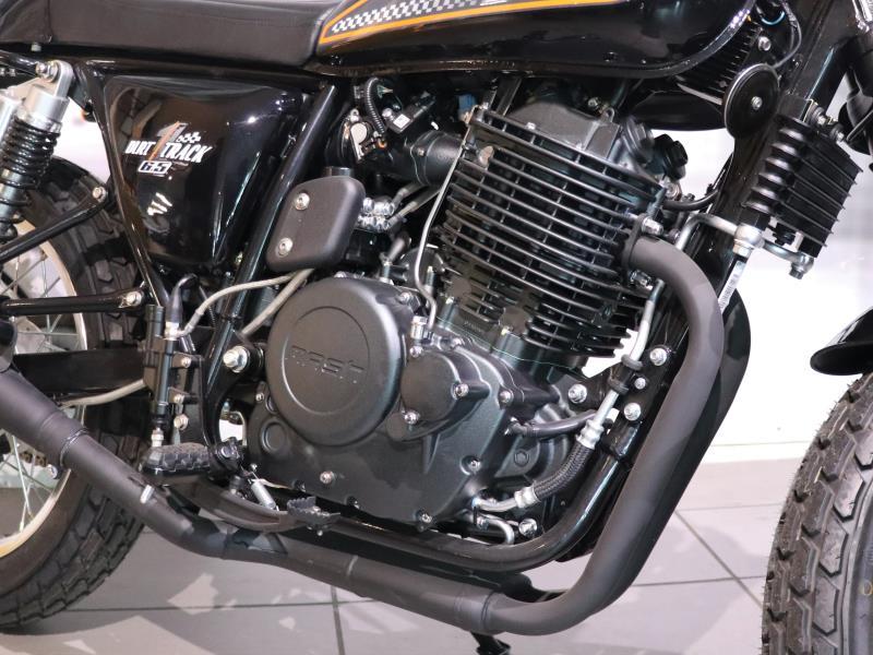 Mash Dirt Track 650