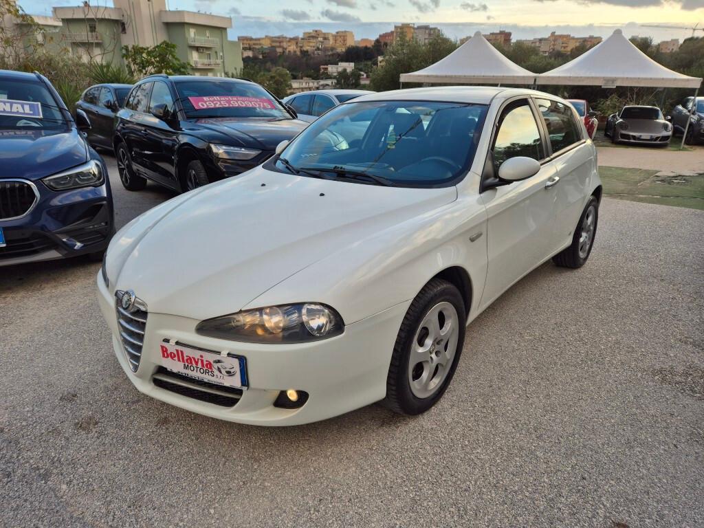 Alfa Romeo 147 1.9 JTDM 120cv 5 porte Progression