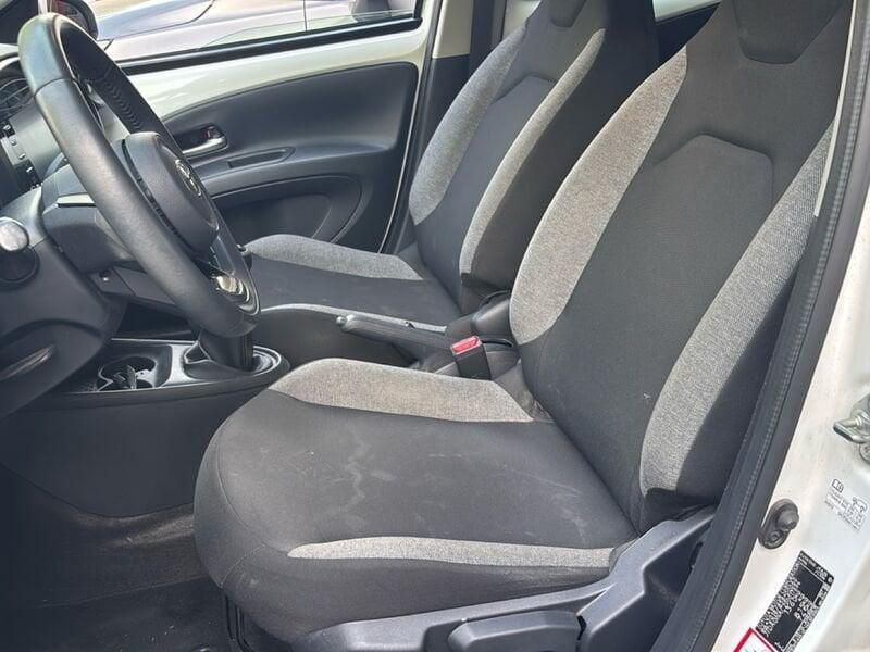 Toyota Aygo X 1.0B (72 CV) Active