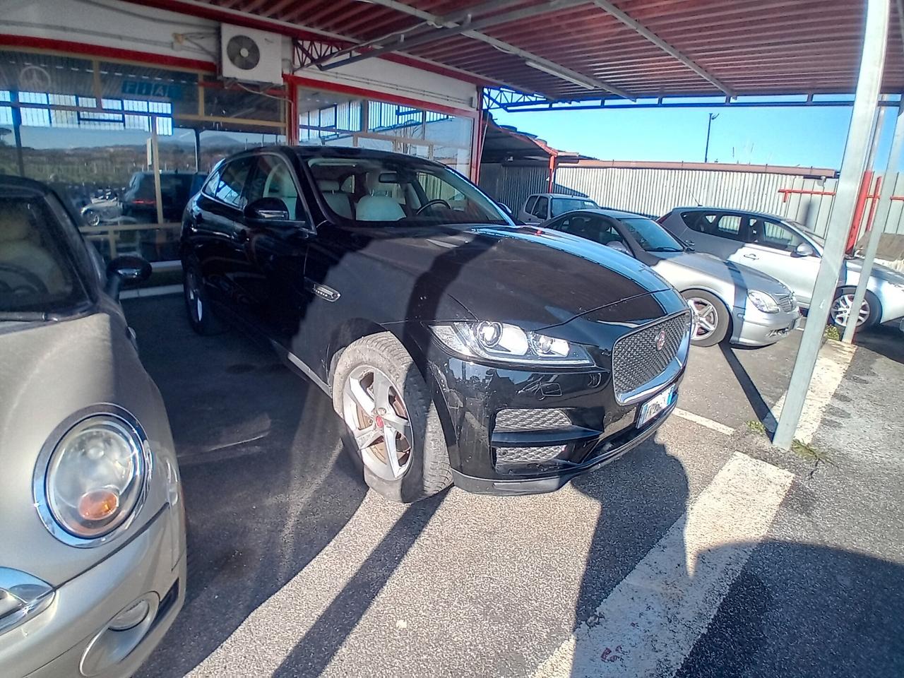 Jaguar F-Pace 2.0 D 180 CV aut. Prestige finanzio