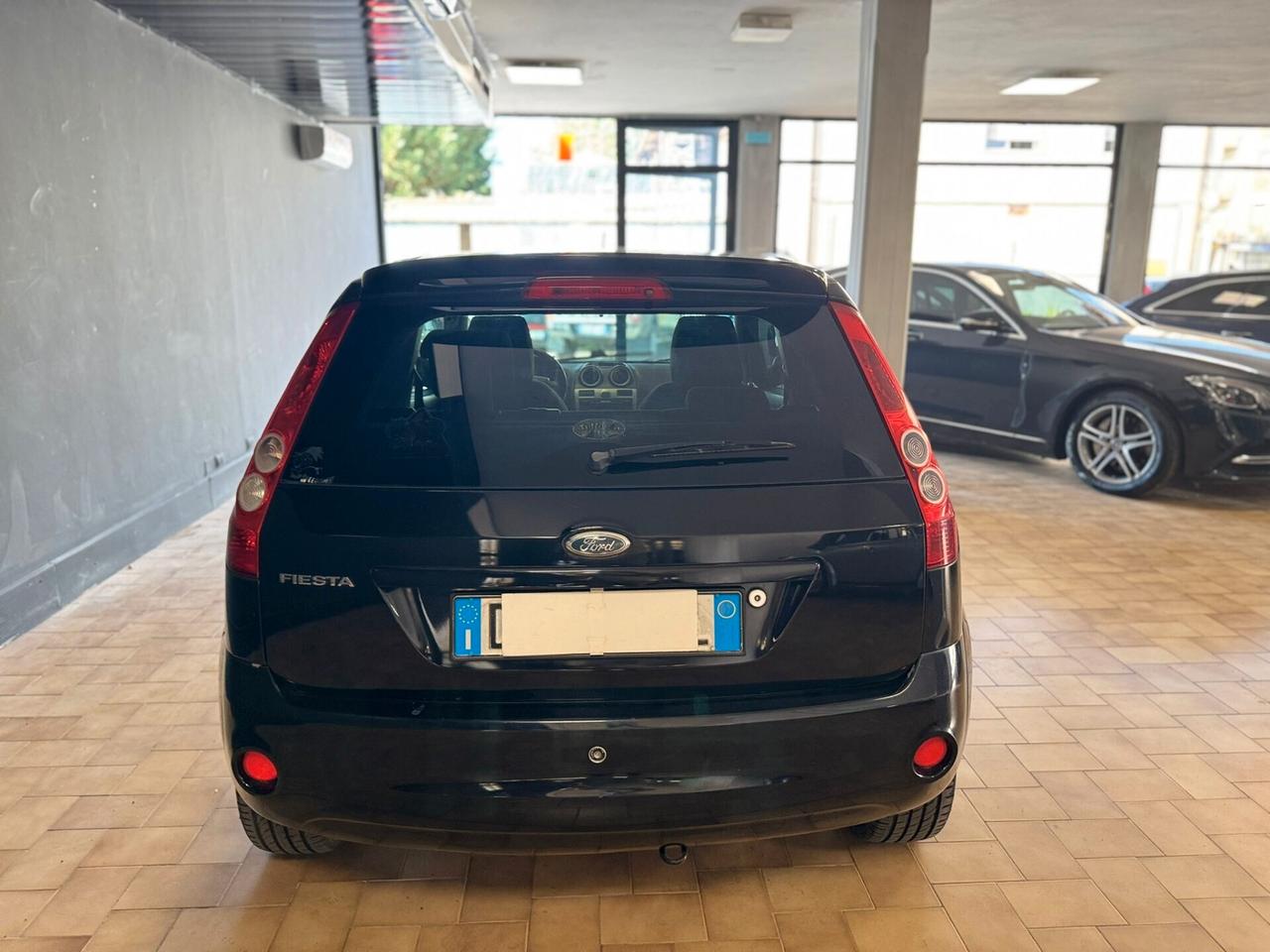 Ford Fiesta 1.2 16V 3p. Ghia