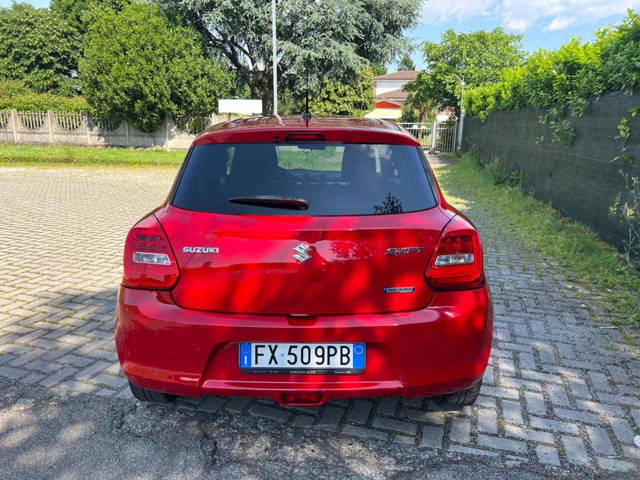 Suzuki Swift 1.2 Hybrid Top