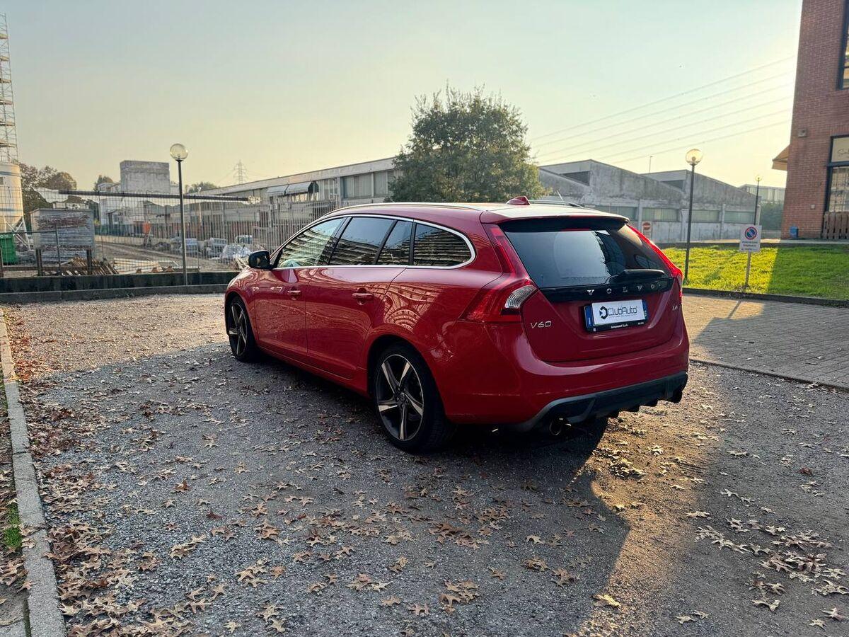 Volvo V60 2.0 d4 ved (d3) R-design geartronic