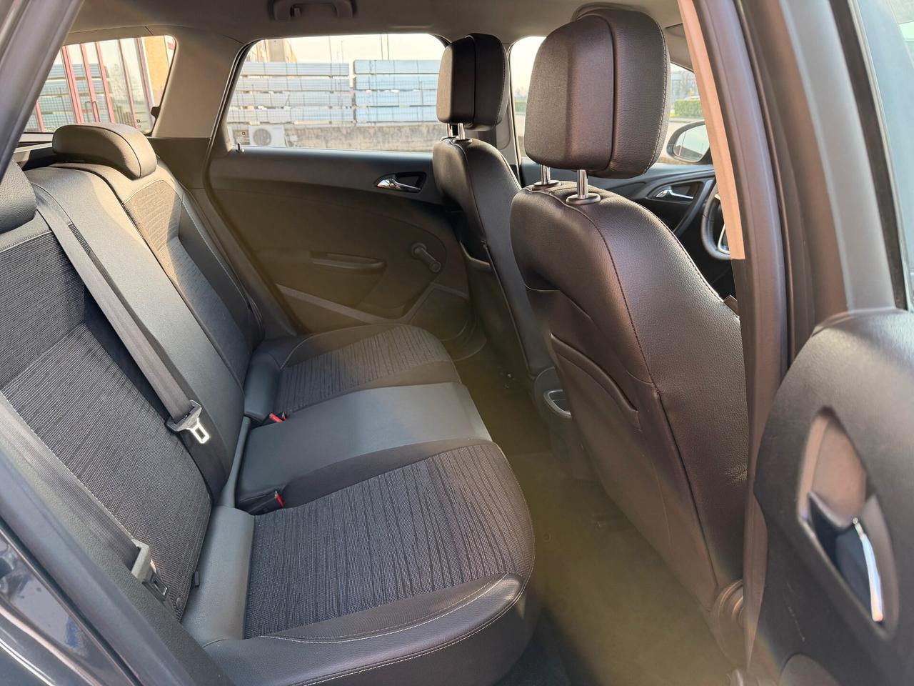 Opel Astra 1.4 Turbo 140CV Sports Tourer GPL Tech Elective