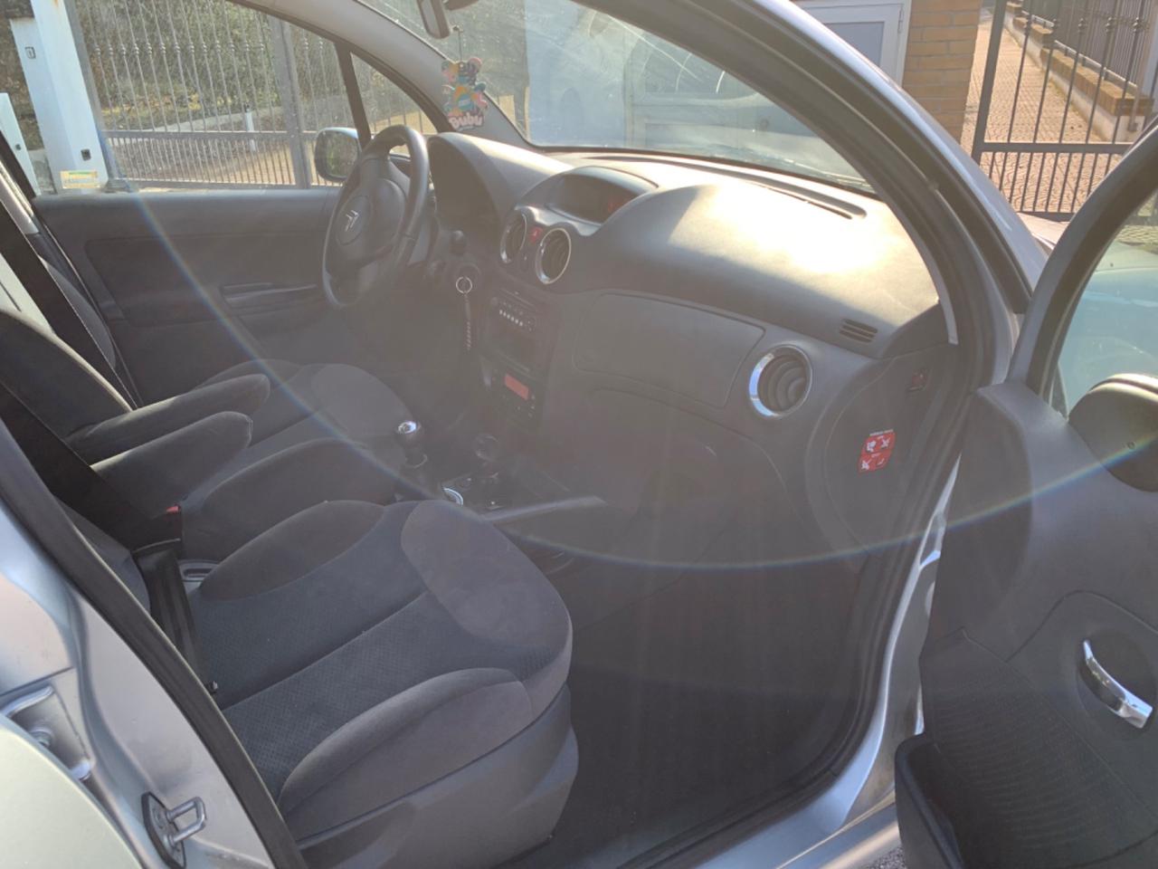 Utilitaria 40000 km neopatentati