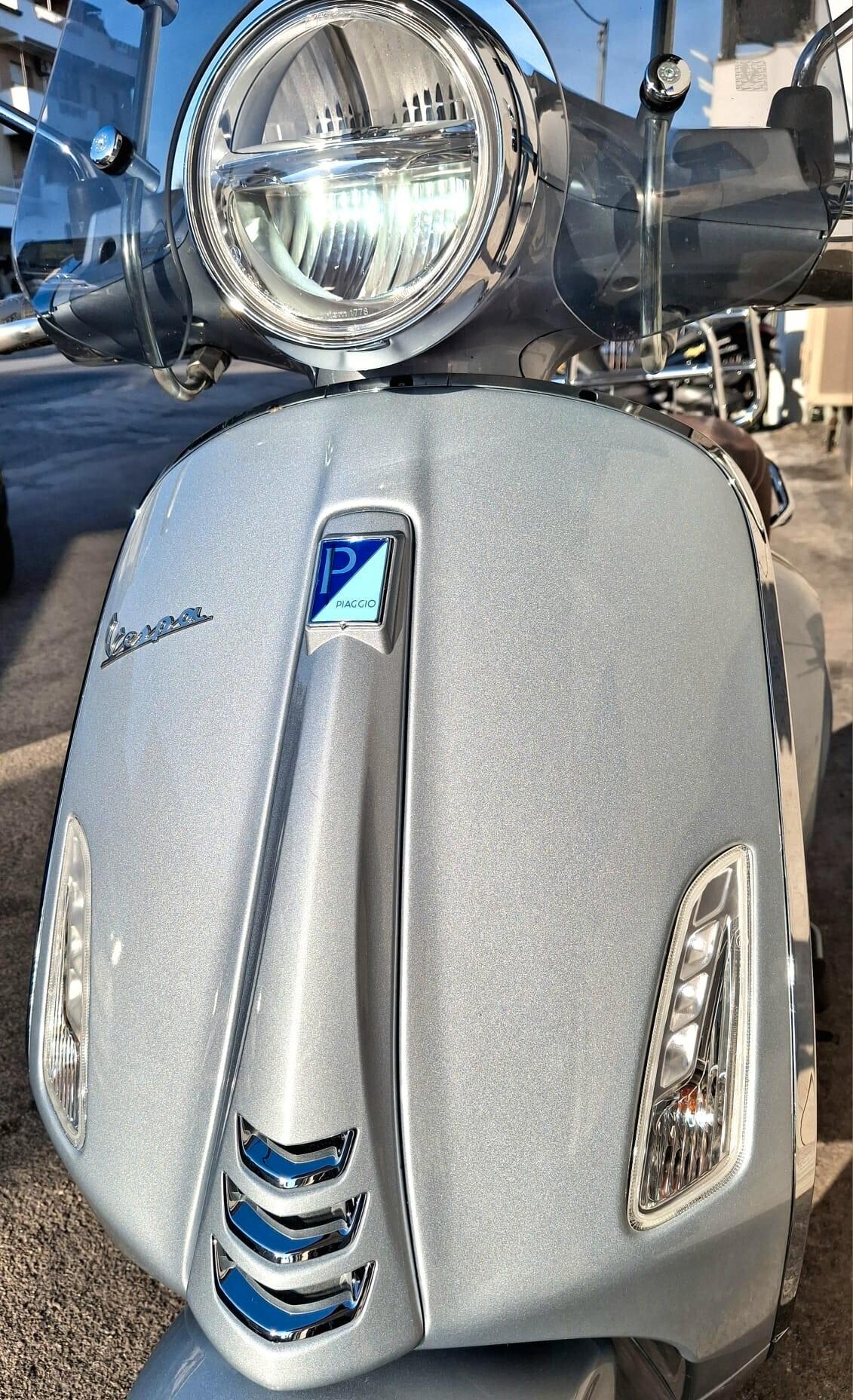 Piaggio Vespa 150 Primavera