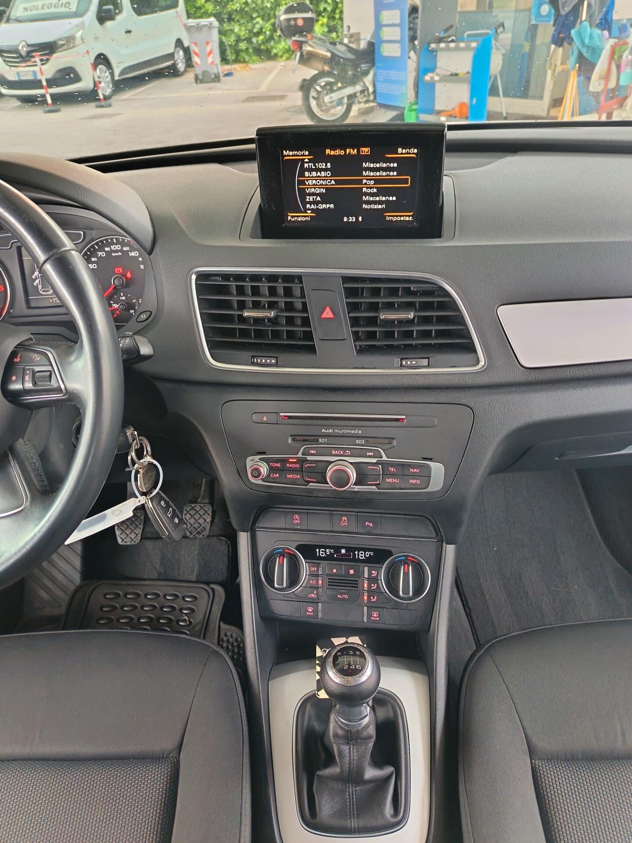 Audi Q3 2016 2.0 TDI 120 CV Business 12 MESI GARANZIA NAVI EURO6 NEOPATENTATI