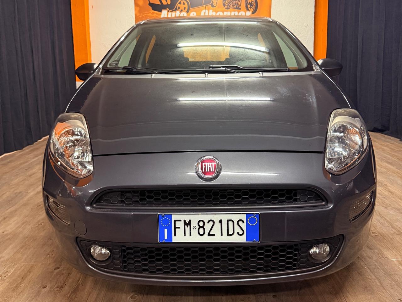 STUPENDA FIAT PUNTO GPL CON SOLI 84.047 KM
