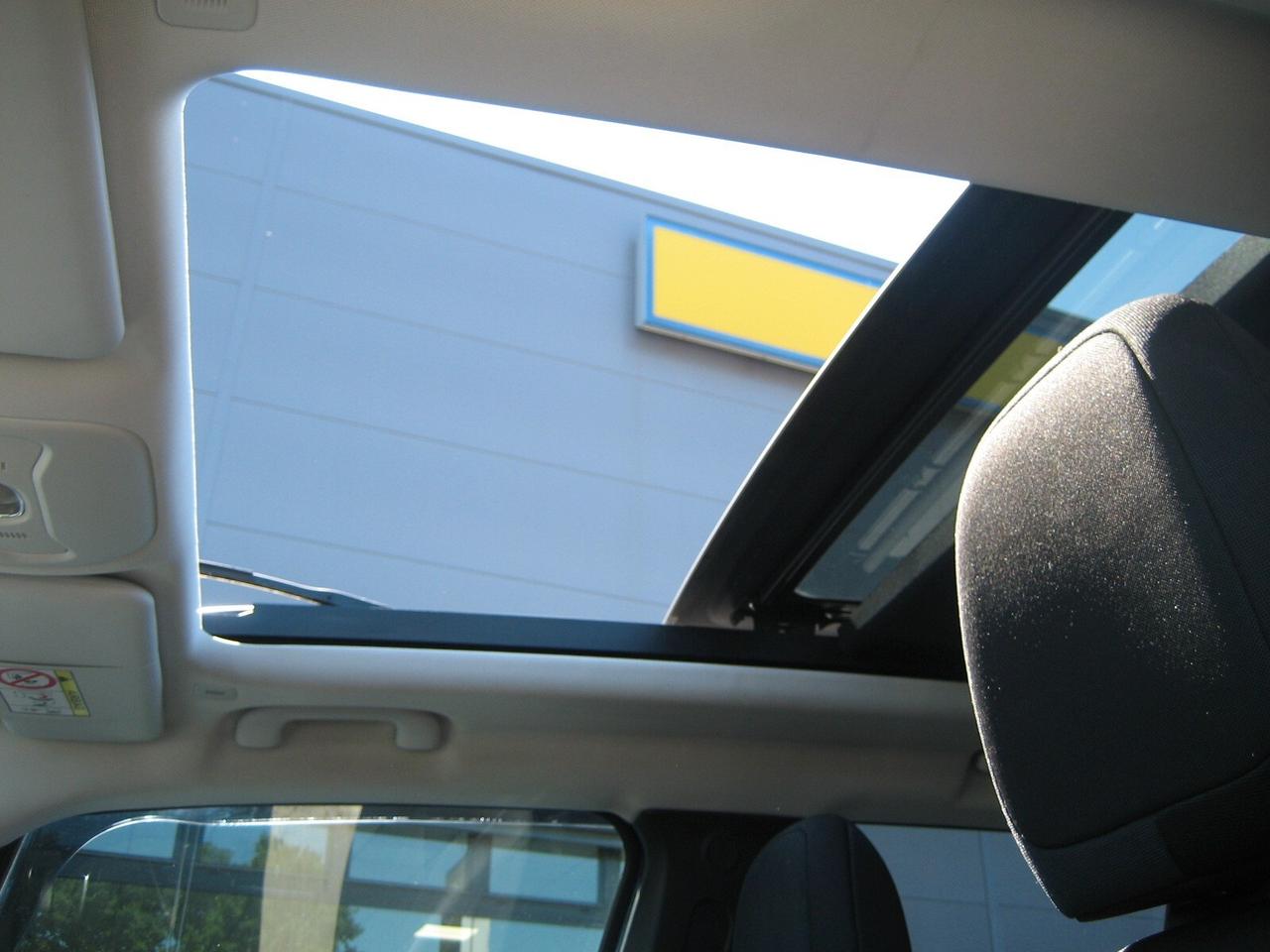 Jeep Renegade 1.3 T4 DDCT Longitude