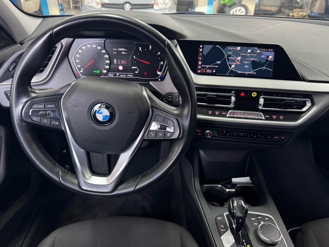 Bmw 116 116d 5p. Business Advantage