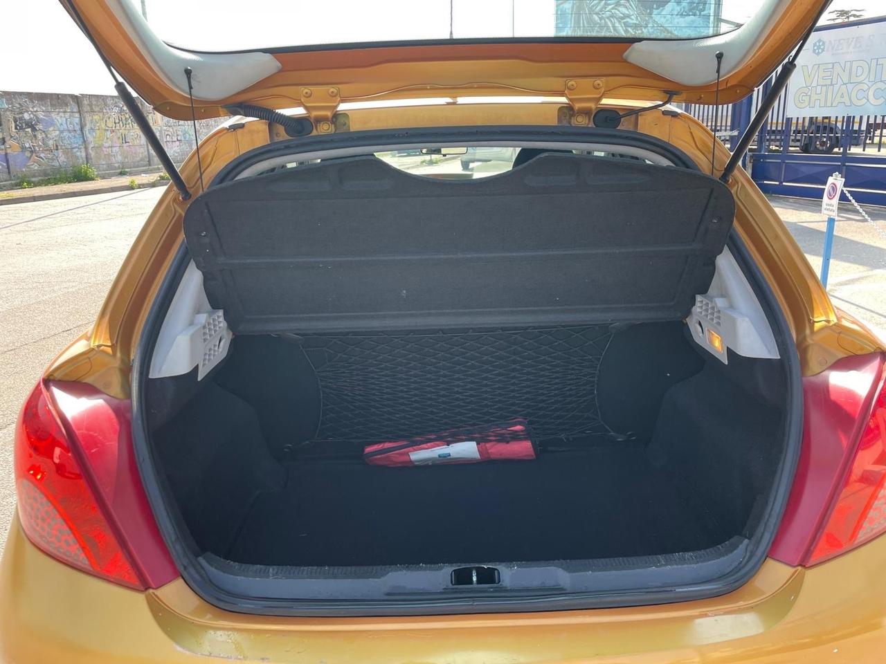 Peugeot 207 1.4 HDi 70CV 5p. XS