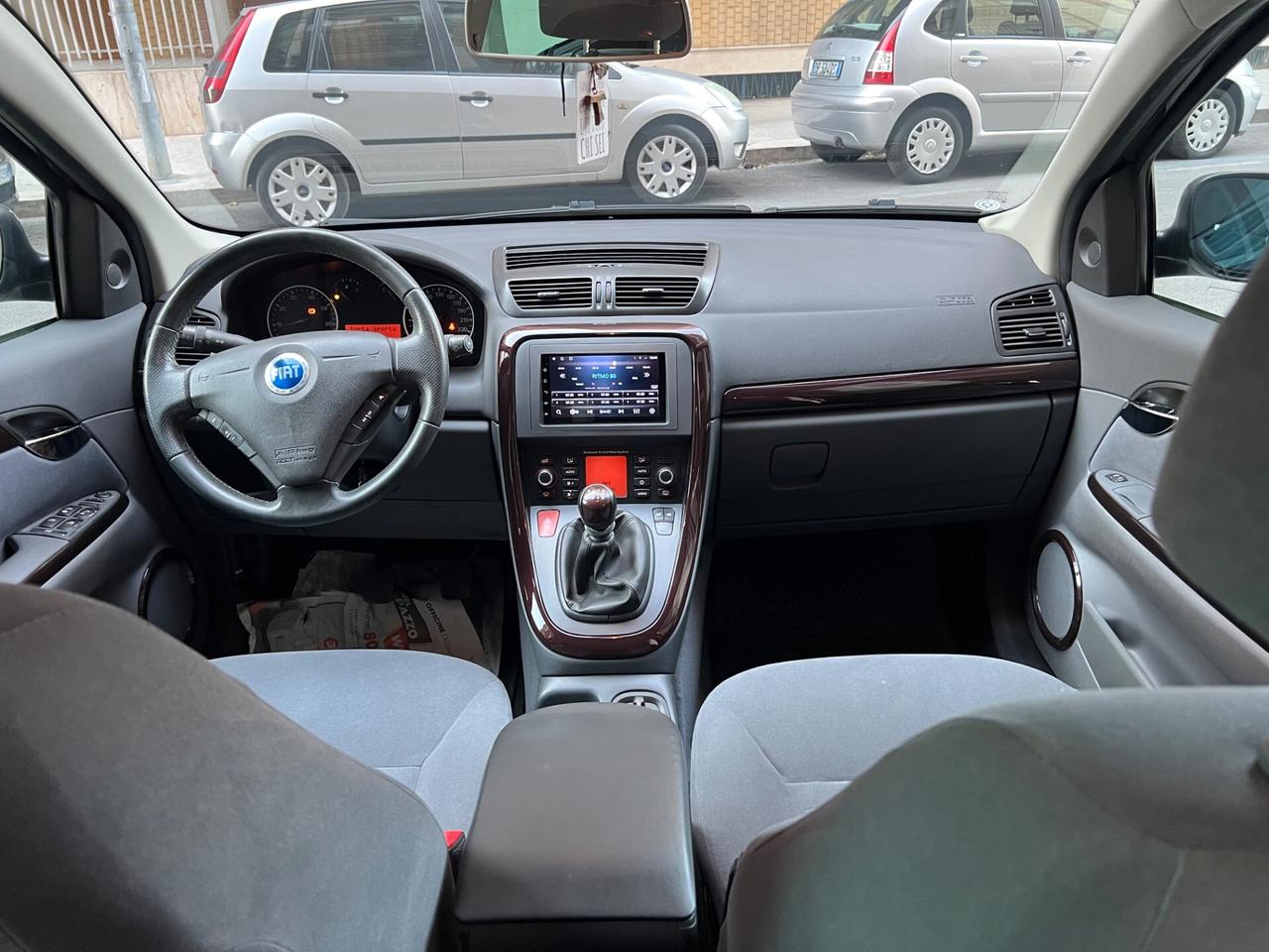 Fiat Croma 1.9 Multijet Emotion