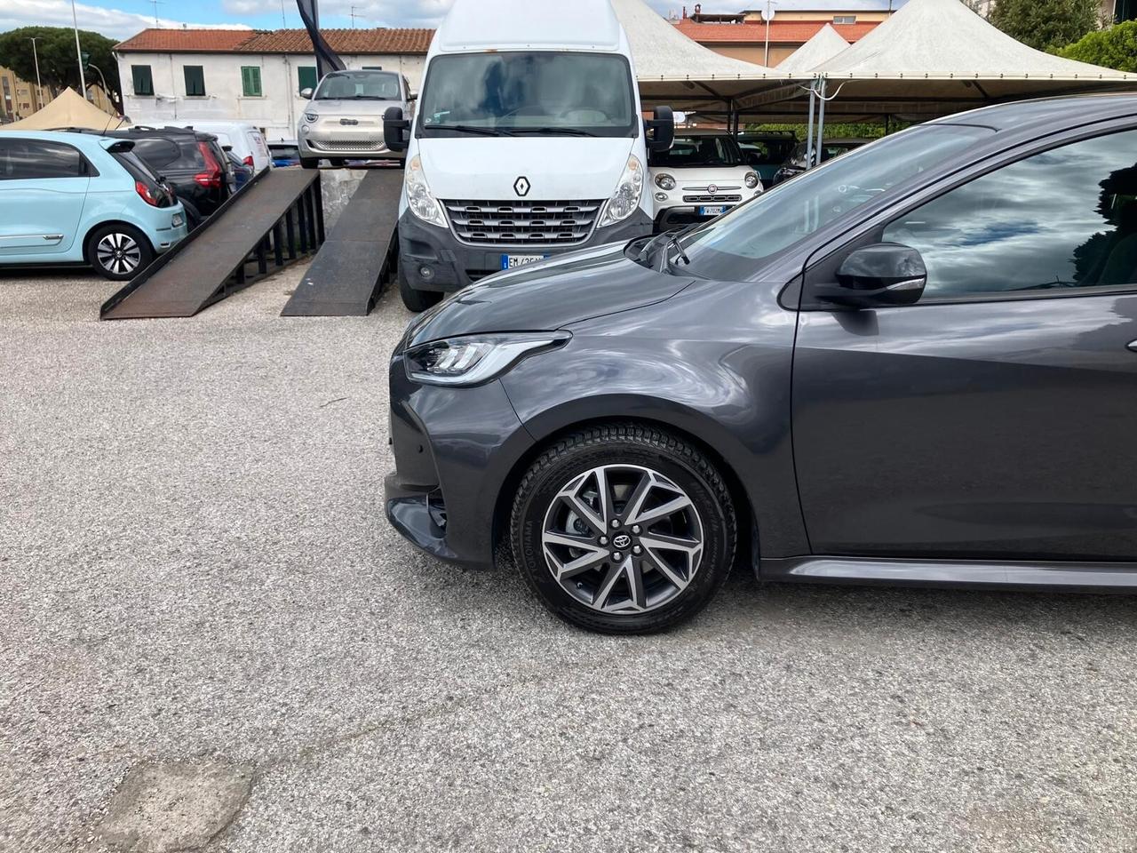 TOYOTA YARIS 1.5 Hybrid 5 Porte Lounge
