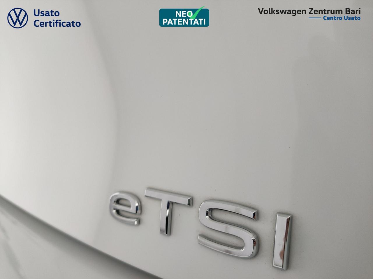 Volkswagen Golf 1.5 etsi life 115cv dsg