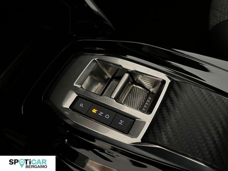 Peugeot 2008 Hybrid 145 e-DCS6 Allure