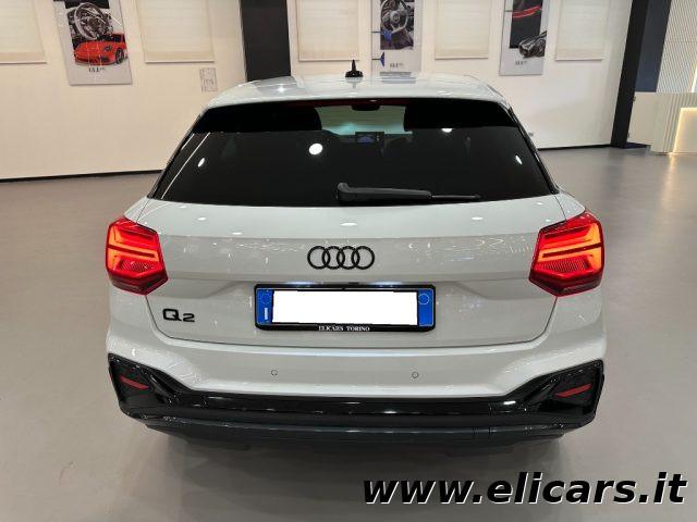 AUDI Q2 30 TDI S tronic Identity Black