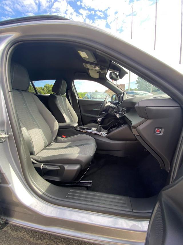 PEUGEOT 2008 *PROMO* PureTech 130 S&S Allure
