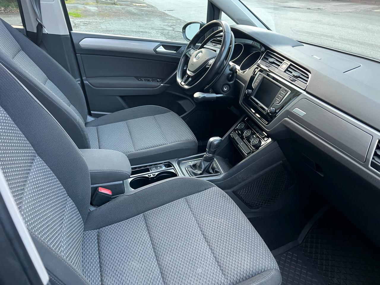 Volkswagen Touran 1.6 TDI 115 CV SCR DSG Highline BlueMotion Tech.