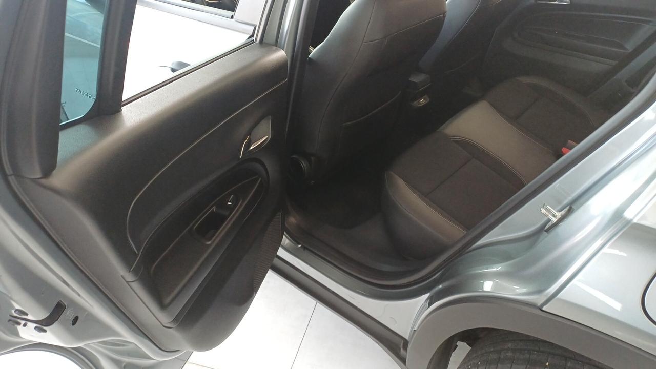 Jeep Avenger 1.2 Turbo 100 CV MHEV Summit