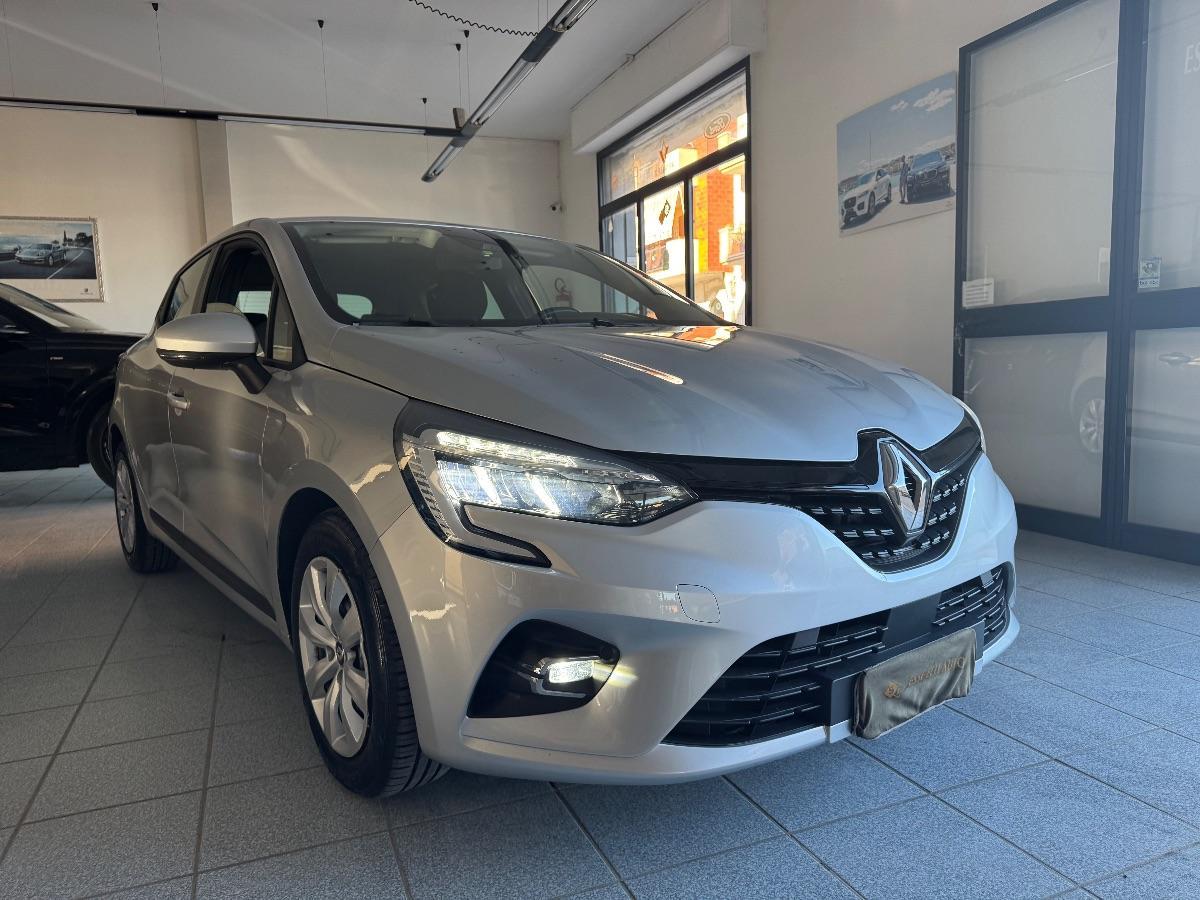 RENAULT CLIO dCi 8V 85CV 5p. Business UNICO PROP/ IVA DEDUCIBILE/ CARPLAY/ NAVIGATORE