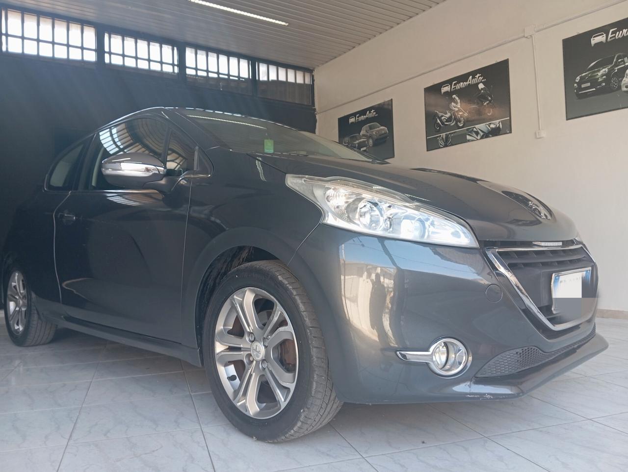 Peugeot 208 1.2 Benz/ GPL 2013 CON GARANZIA